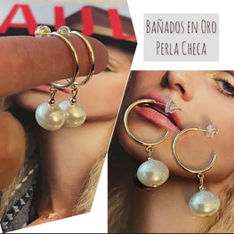 Aros Hippie Chic bañados en oro y perla checa blanca.