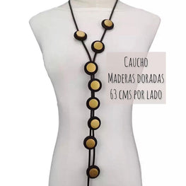 Collar Hippie Chic largo de caucho negro y maderas doradas